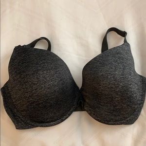 New Victoria secret 34DDD bra!!